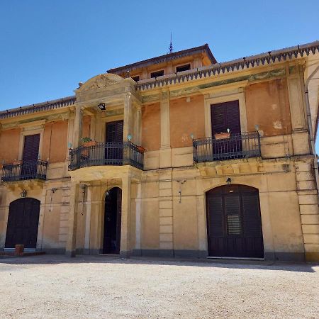 Casolare Del Toscano Country Rooms Caltagirone Bagian luar foto