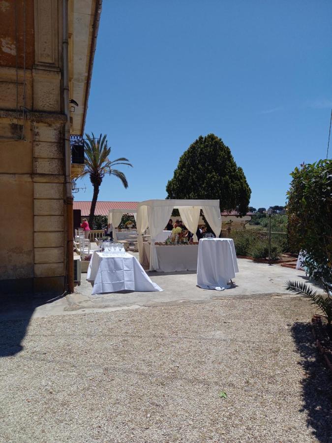Casolare Del Toscano Country Rooms Caltagirone Bagian luar foto