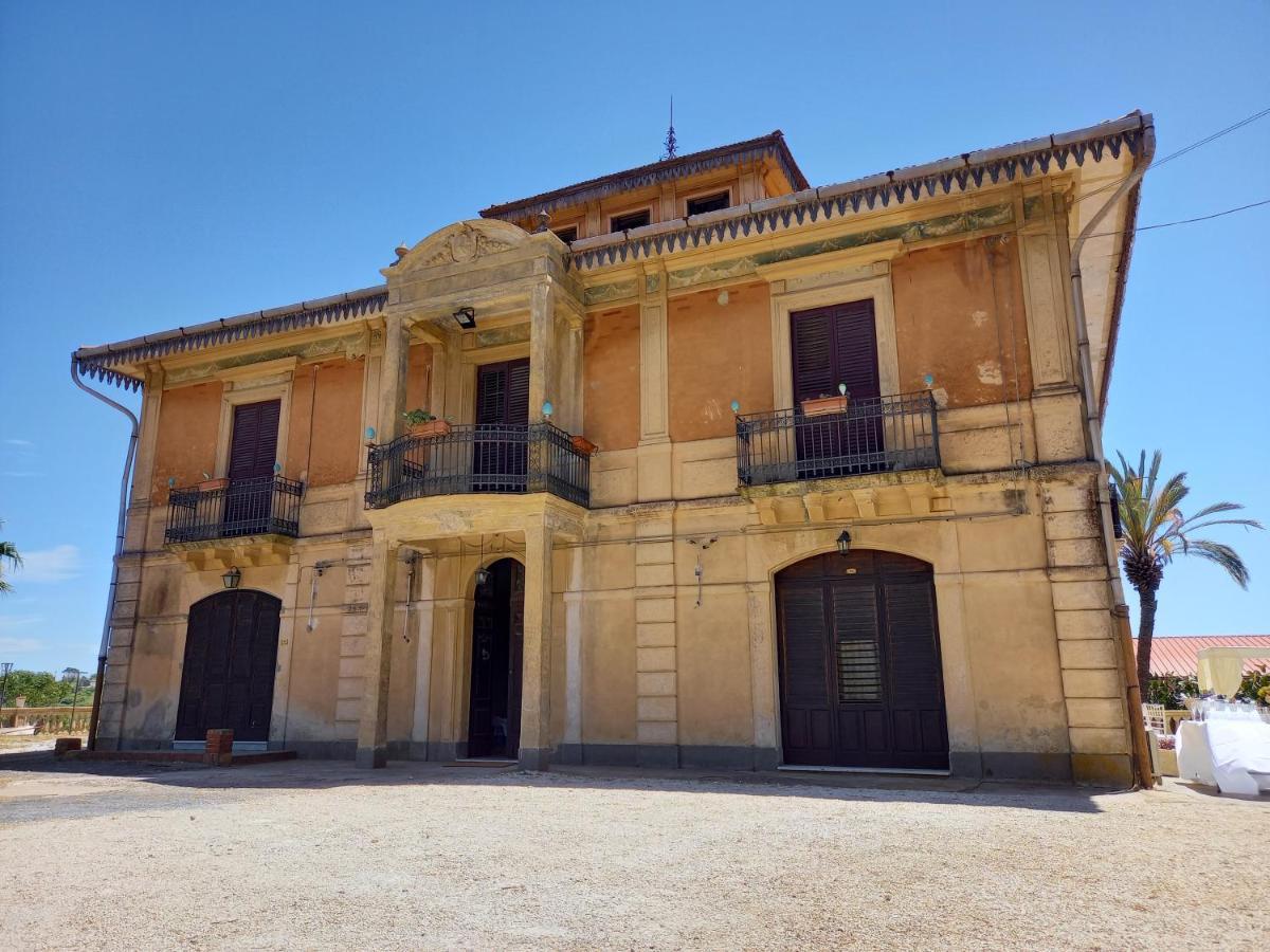 Casolare Del Toscano Country Rooms Caltagirone Bagian luar foto